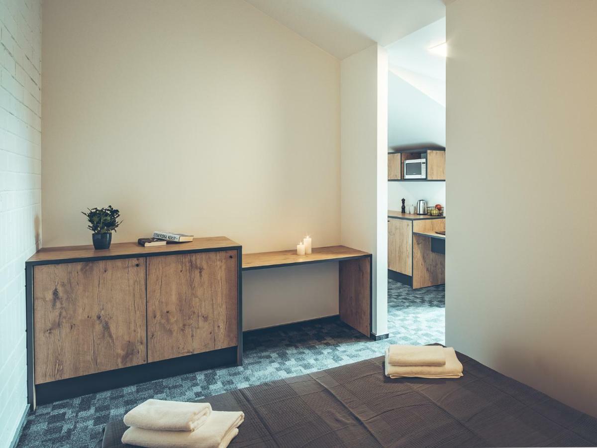 Self Check-In Hotel Railway Apartments Vilnius Ngoại thất bức ảnh